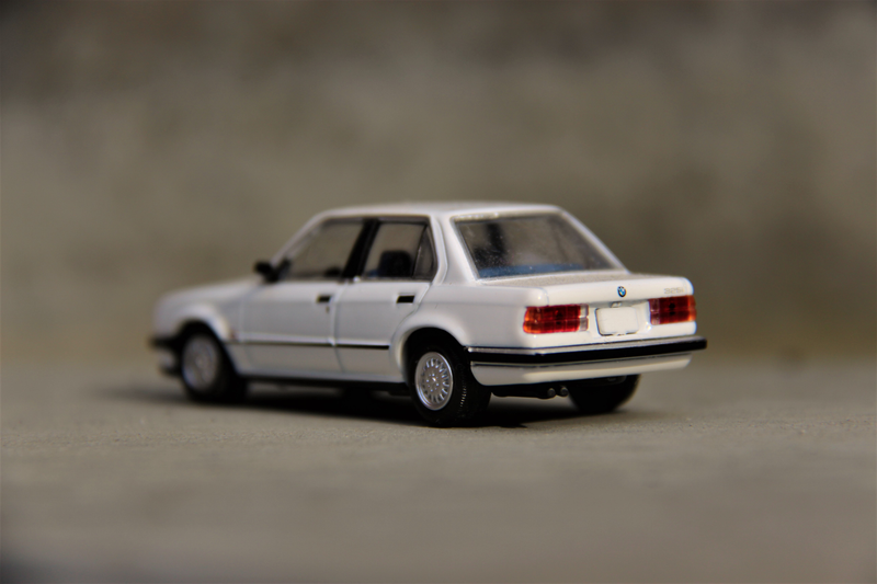 Illustration for article titled Teutonic Tuesday: Toys vs. Models, 3 Series Edition